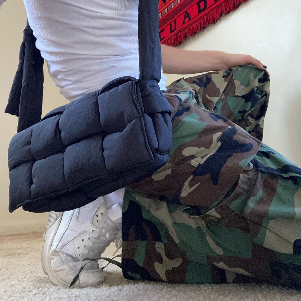 beaumont studios solar bag